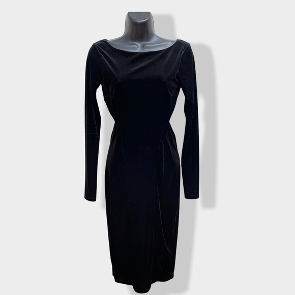 Miss Selfridge Dresses & Skirts - MISS Selfridge Black Velvet Open Back Dress